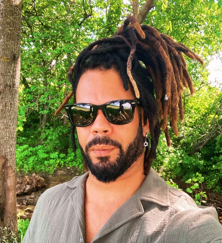 Hoje é o B-day de Saulo Tupinambá 