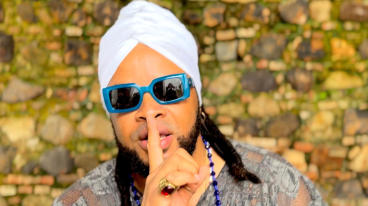 Afro Jhow lança o clipe da música Xocotô