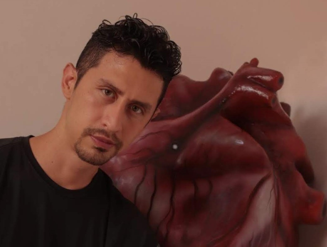 Luis Carlos Sandoval Cancino: Realismo Humanitário e Vanguarda na Arte