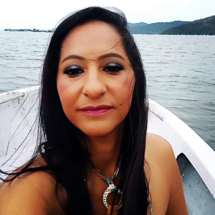 Hoje é o B-day de Zenaide dos Santos SA 