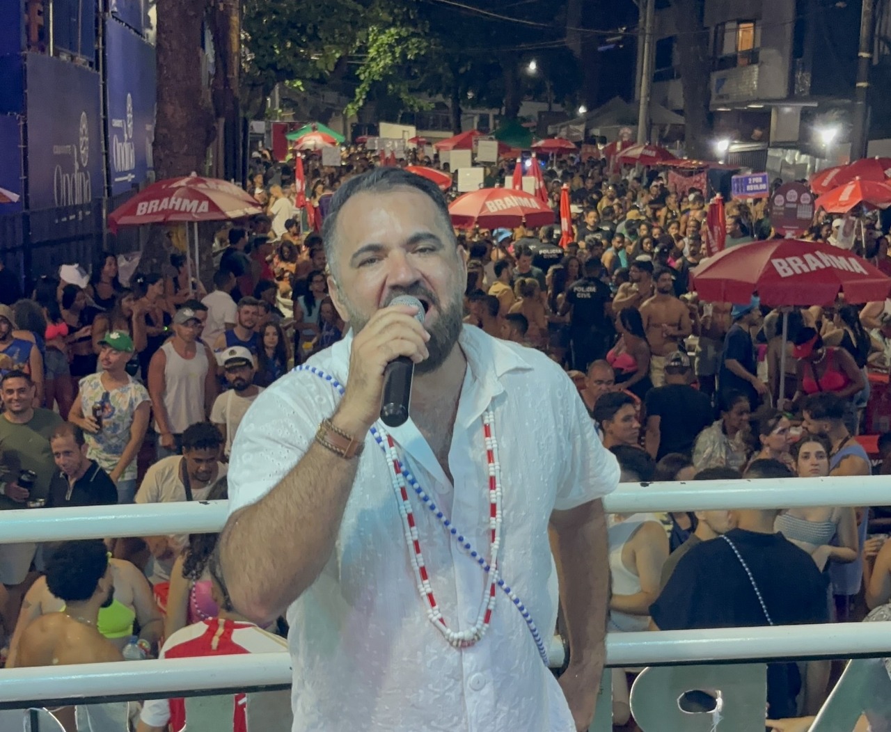 Marinhho Lessa leva seu axé ao circuito Barra Ondina nessa terça-feira