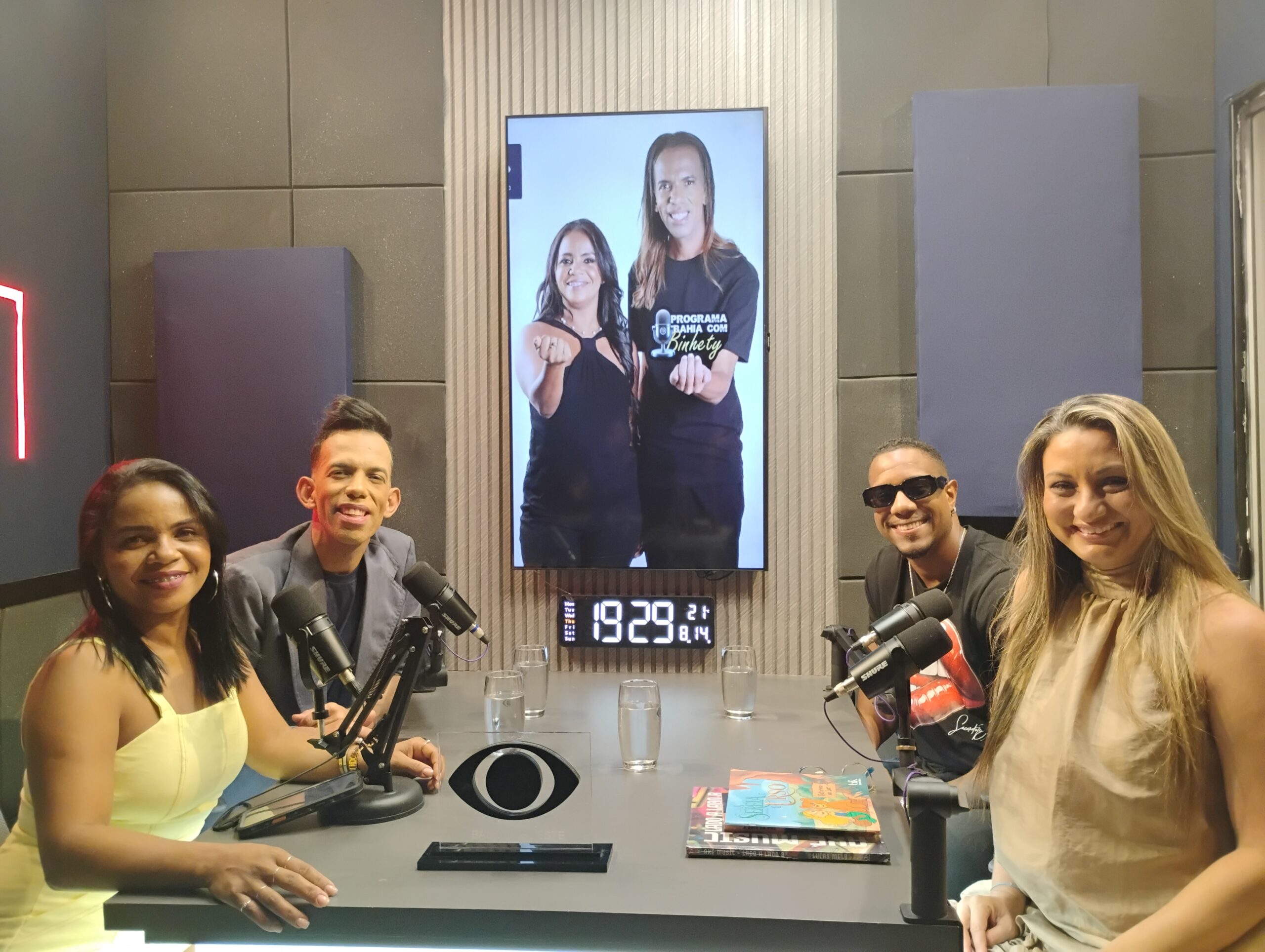 Programa “Bahia com Binhety” (Band Bahia) recebeu a jornalista Luzia Moraes
