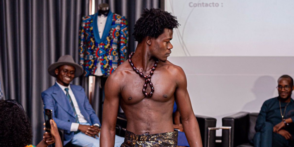 Produtora de Filmes Latinidade recebe o modelo angolano