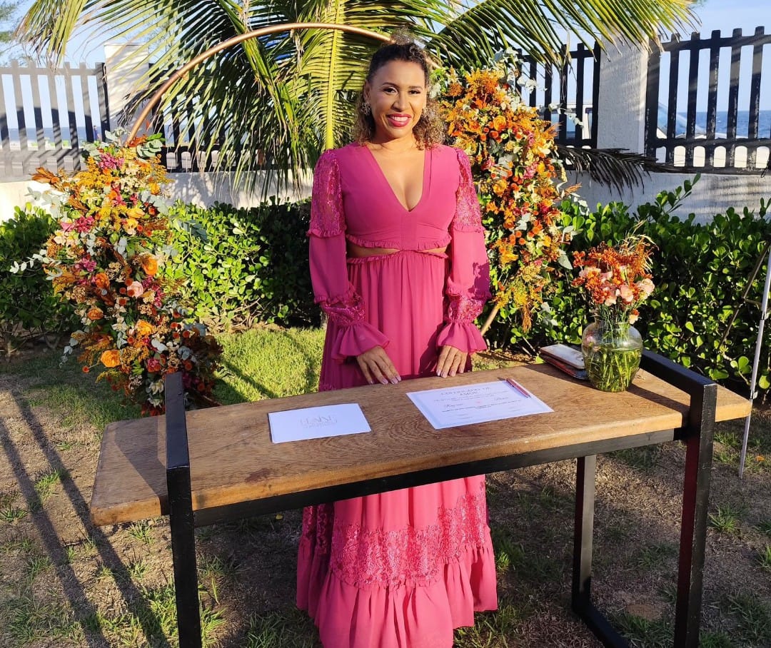 Setembro, mês das flores: cerimônias ao ar livre em alta