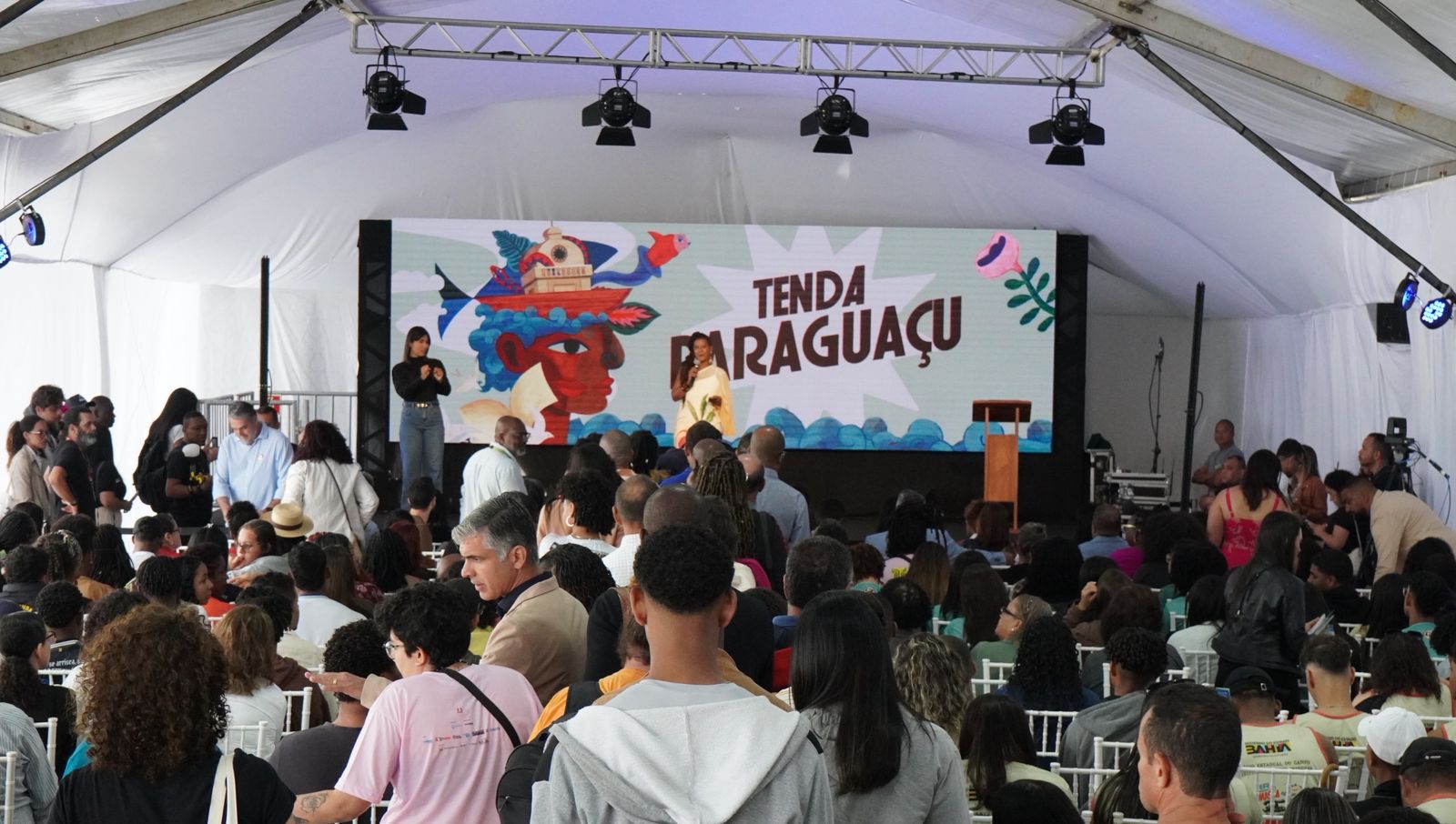 FLICA começou hoje (23) e transforma Cachoeira na capital da literatura até domingo (26)