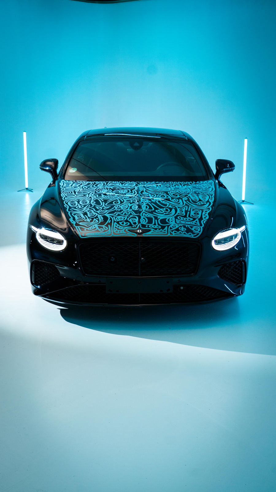 Romulo Kuranyi lança nova colaboração com a Bentley em performance inédita na Alemanha