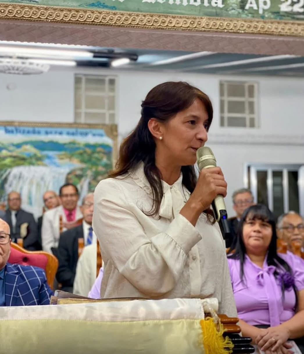 Prefeita de Pirai Participa de Congresso de Mulheres em Barra do Piraí