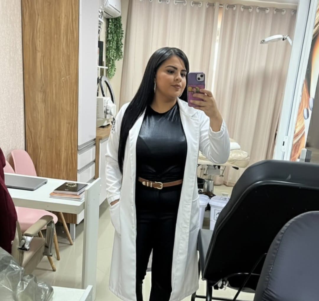 LARYSSA ALVES: A ESTETICISTA QUE ESTÁ TRANSFORMANDO VIDAS EM RIO DAS OSTRAS!
