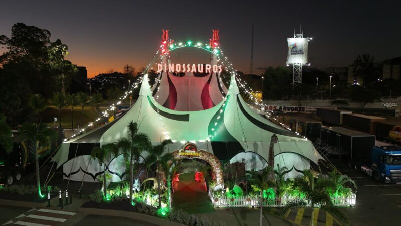 Circo dos Dinossauros estreia na Barra da Tijuca com uma experiência jurássica inédita