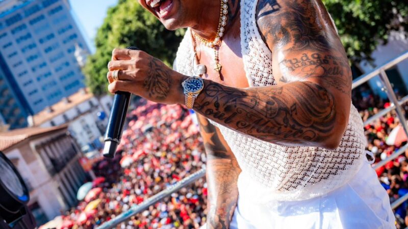 Com duas músicas entre as 50 mais ouvidas do Brasil, Léo Santana puxa pelo 3o ano consecutivo o Bloco da Gold Vem com o Gigante no Pré Carnaval do Rio de Janeiro