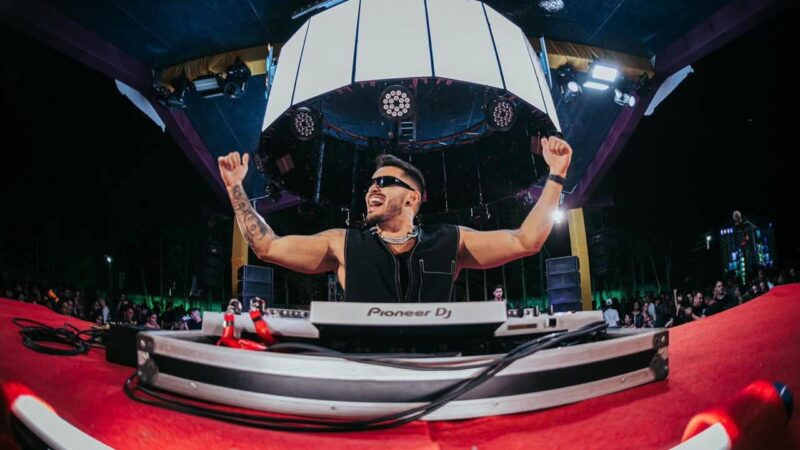 DJ baiano Pedro Chamusca estreia no Carnaval de São Paulo abrindo show de Ivete Sangalo