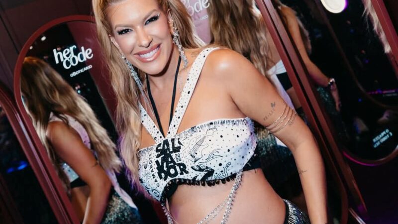 A convite do Boticário, Lorena Improta e Valéria Valenssa marcam presença no Camarote Salvador