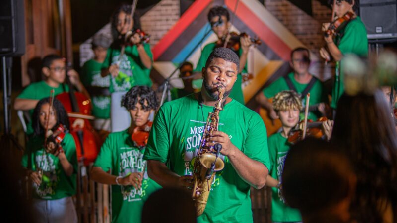 Festival Jazz – Música e Arte se despede hoje da Praia do Forte com programação especial e shows gratuitos