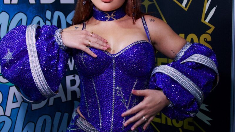 Look Mari Fernandez – Ensaios da Anitta