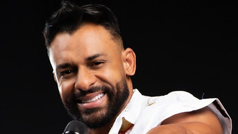 Cantor Júnior Luzz comanda show em Praia do Forte dia 7 de fevereiro