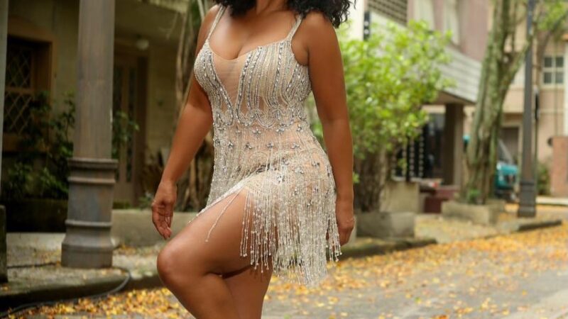 Valéria Valenssa: a trajetória da eterna Globeleza que retorna em 2026 para reencontrar o Brasil