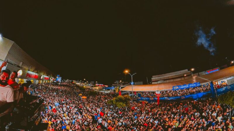 Sertanejo também é trilha sonora de Carnaval!