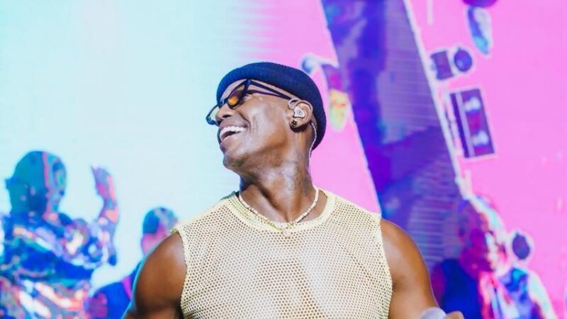 Terceira noite de festa no Camarote Glamour recebe shows de Timbalada, Pagodart e Uel