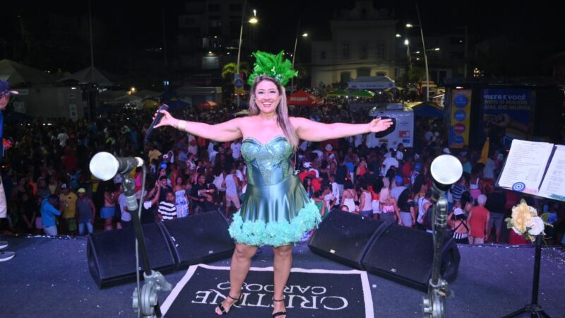 Cristine Cardoso brilha em duas apresentações marcantes no Carnaval de Salvador 2026