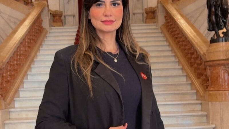 Karla Leal: Liderança Estratégica que Transforma Negócios e Constrói Caminhos