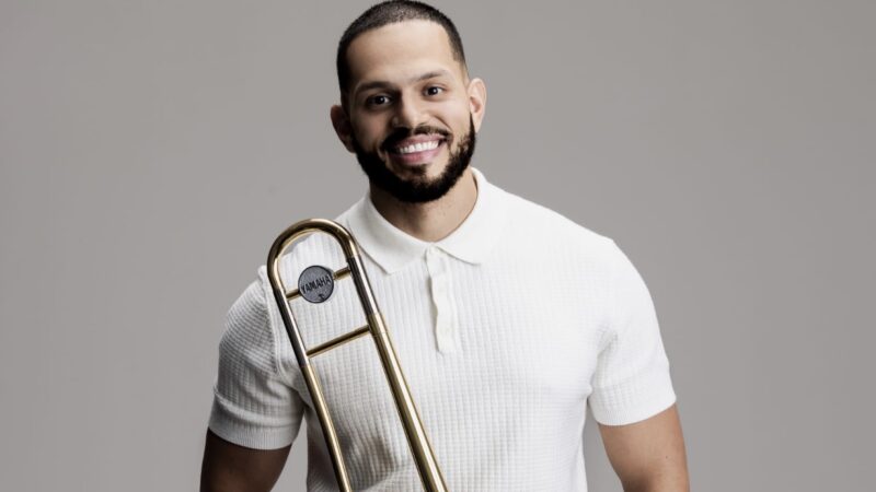 Músico brasileiro Felipe Brito cria série de concertos de jazz de sucesso nos Estados Unidos