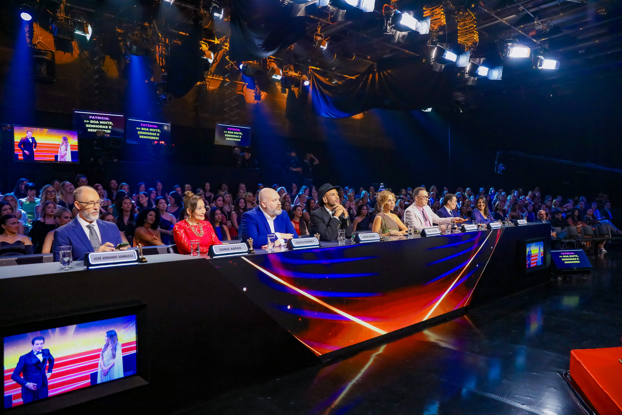 Troféu Imprensa Foto Lourival Ribeiro SBT com na mídia com a laluche