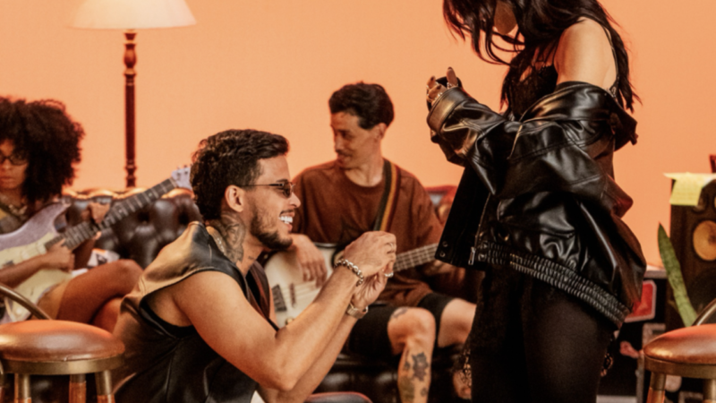 Felipe Amorim pede Duda Kropf em casamento em momento surpresa durante gravação