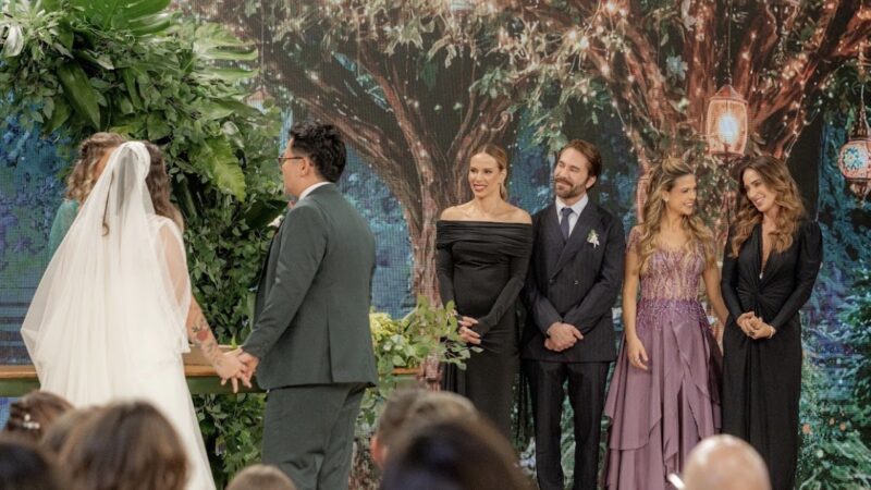 Fábrica de Casamentos aposta em união vegana e espiritual em cenário de conto de fadas