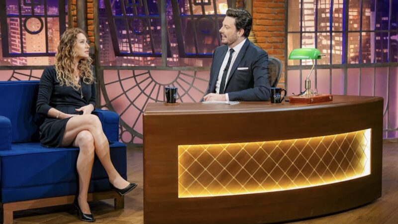 Por que Lavínia Vlasak sumiu das novelas? Atriz relembra 30 anos de carreira no “The Noite”