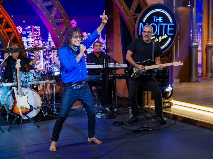 Luiz Caldas relembra criação de “Tieta”, explosão de “Haja Amor” e origem do axé no “The Noite” desta quinta (7)