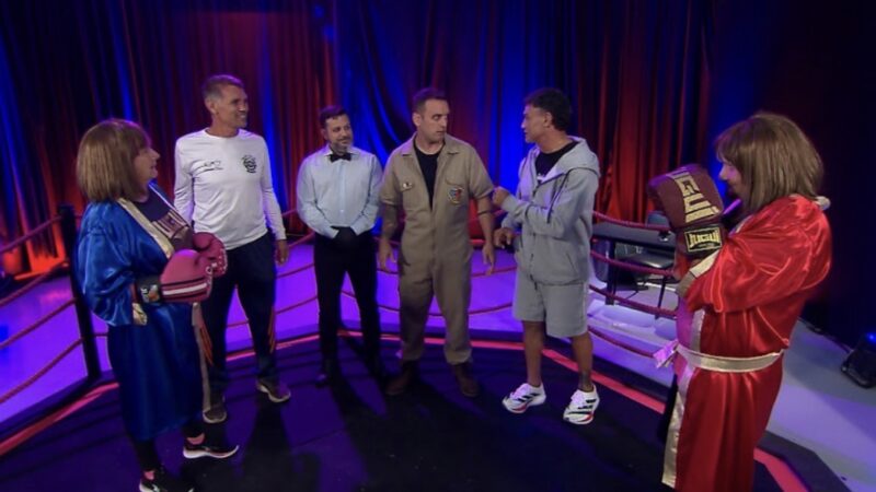 Popó entra no ringue do “Comédia SBT” para mediar duelo de “A Usurpadora”