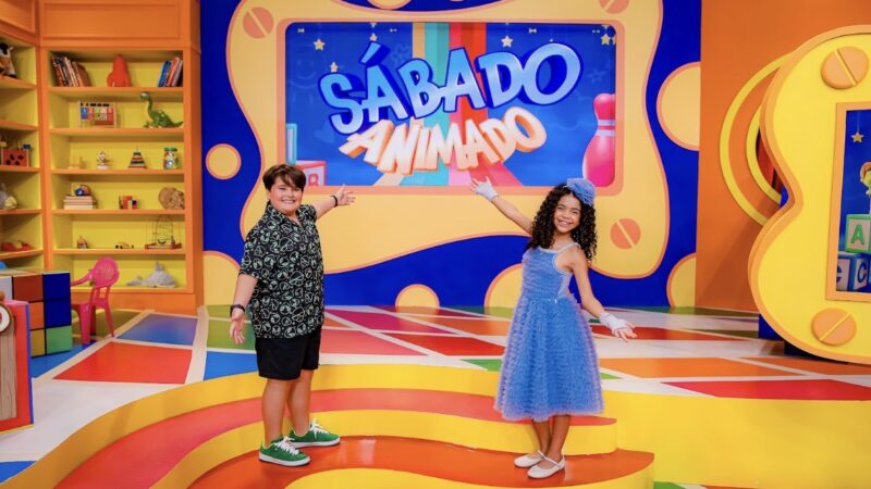 “Sábado Animado” ganha novos apresentadores: Wallentina Bomfim e Theo Radicchi assumem a atração