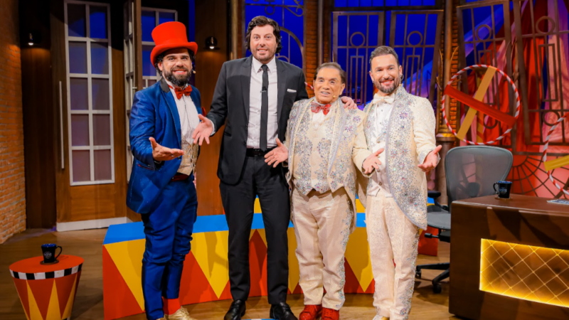 Dedé Santana, Diego Hipólito e Frederico Redder celebram o circo e falam sobre o espetáculo Abracadabra no The Noite