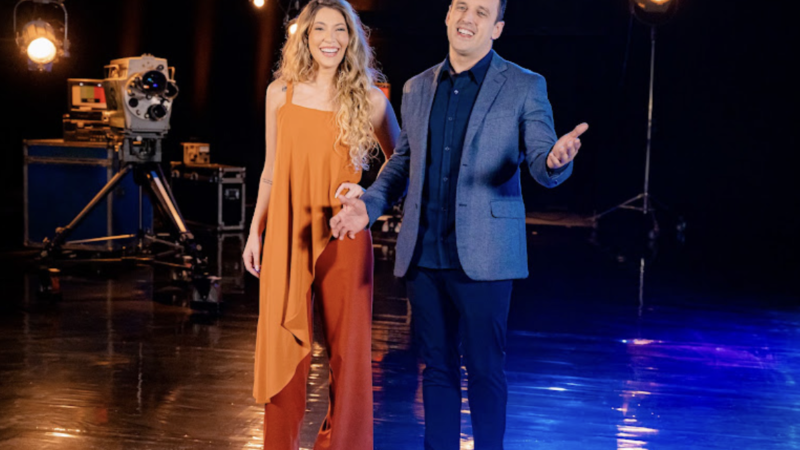 Rodrigo Capella e Mayara Mattar comandam o “Sessão +SBT” nesta semana